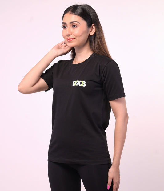 Women's Solid Black Regular Fit Tshirt